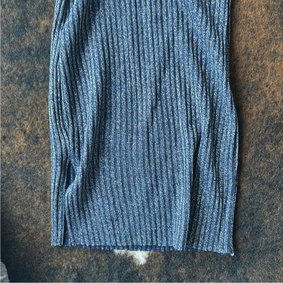 United Colors of Benetton Shimmer Dress | Size S | Elegant & Figure-Flattering - Picture 8 of 8